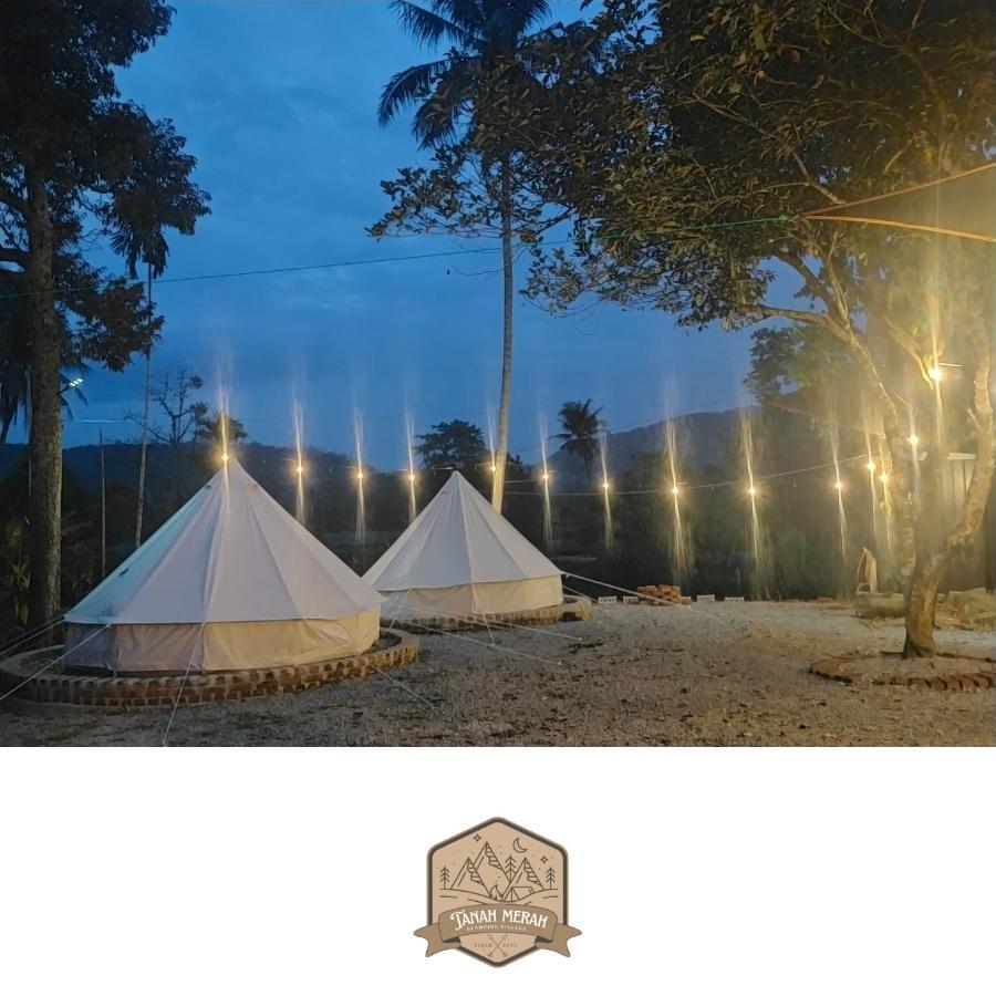 Tanah Merah Glamping Village クアラ・カンサー エクステリア 写真